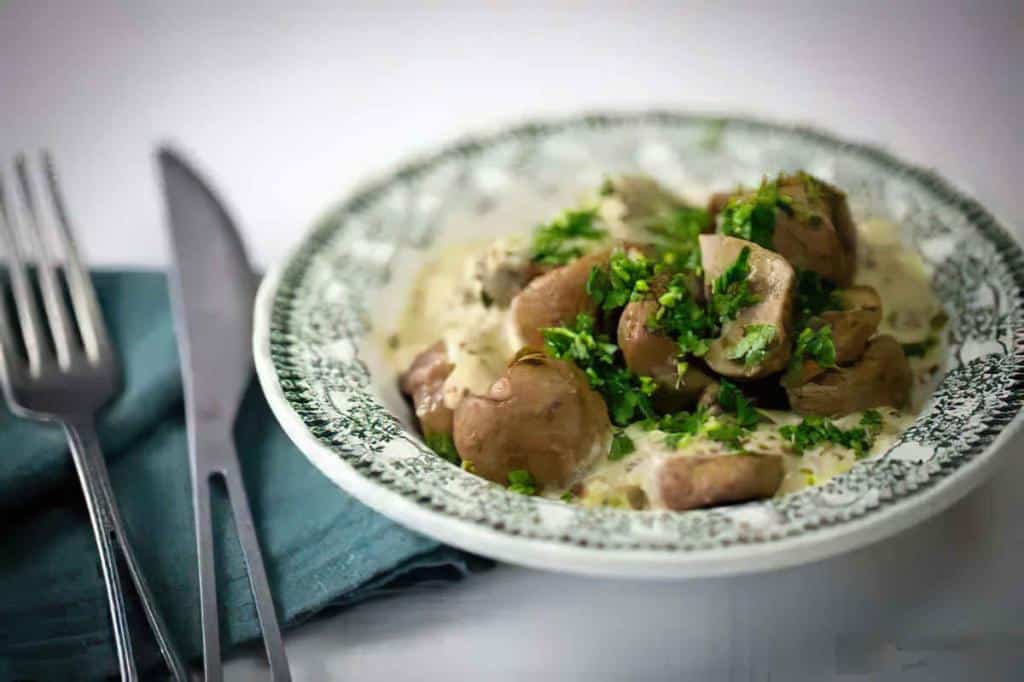 Rognons de veau, sauce moutarde à l'ancienne